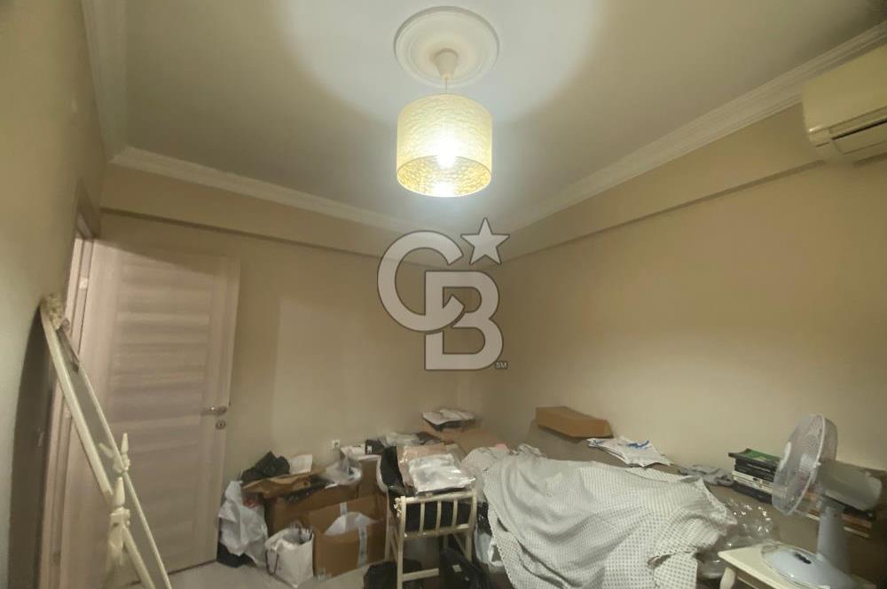 İzmir Çiğli Şirintepe'de 3+1 Satılık Doğalgazlı Panaromik Manzaralı Daire 