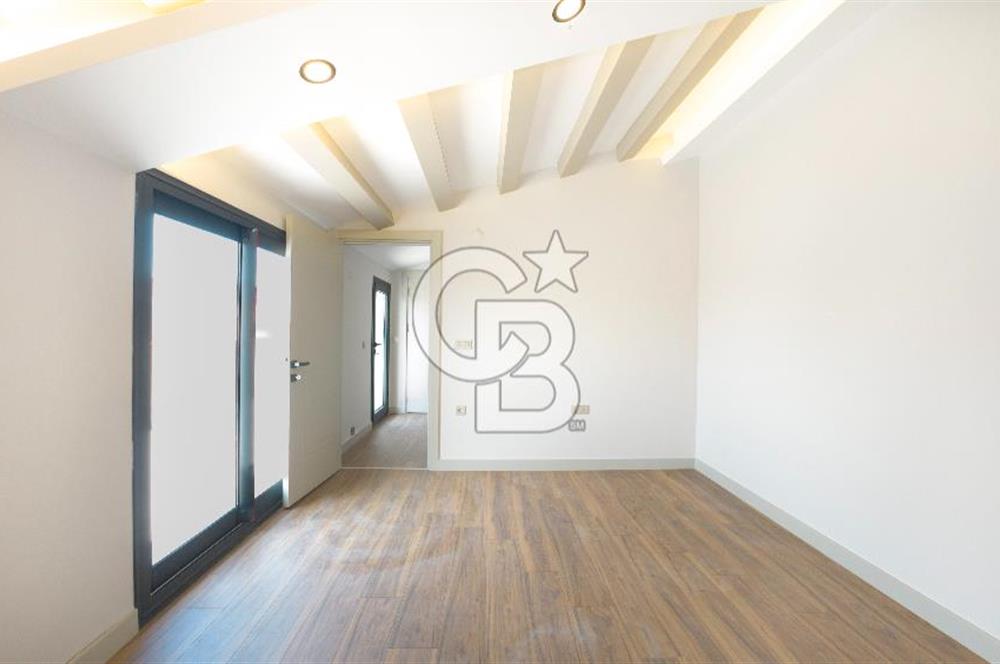 MENDERES COLDWELL BANKER POYRAZ'DAN ÖZEL OTOPARKLI BAHÇELİ VİLLA