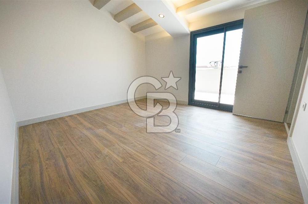 MENDERES COLDWELL BANKER POYRAZ'DAN ÖZEL OTOPARKLI BAHÇELİ VİLLA