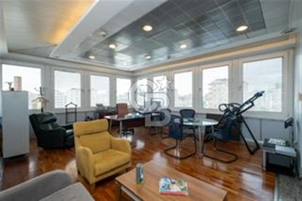 KOZYATAĞI'NDA YÜKSEK GETİRİLİ TİCARİ PLAZA