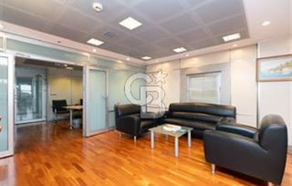 KOZYATAĞI'NDA YÜKSEK GETİRİLİ TİCARİ PLAZA