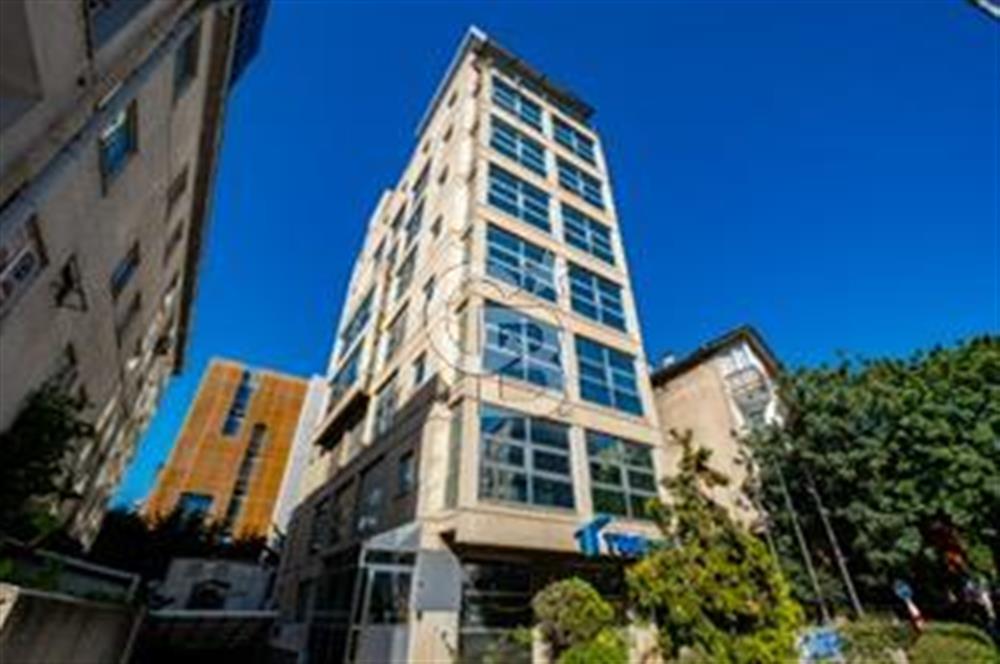 KOZYATAĞI'NDA YÜKSEK GETİRİLİ TİCARİ PLAZA