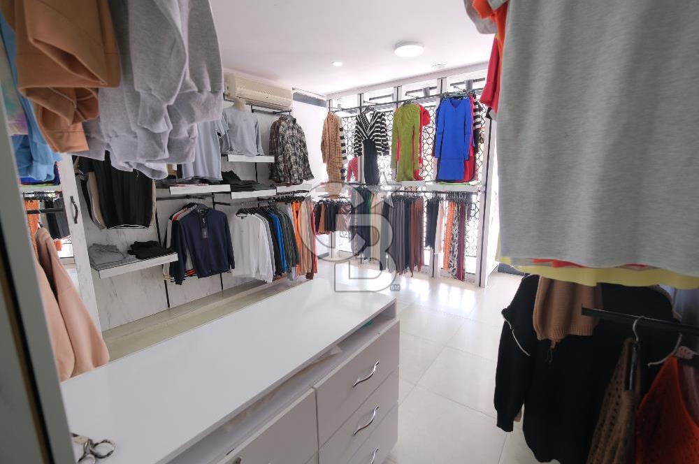 KENT-2 MERKEZ'DE CADDE ÜZERİNDE SATILIK DÜKKAN