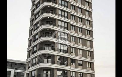 SUADİYE SAHiLDE KATTA TEK 4+1 138 NET BALKONLU DAİRE
