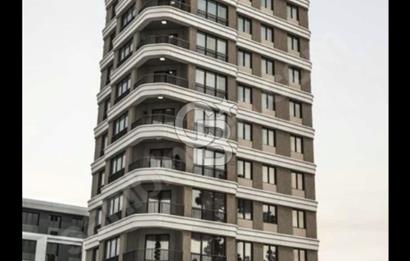 SUADİYE SAHiLDE KATTA TEK 4+1 138 NET BALKONLU DAİRE