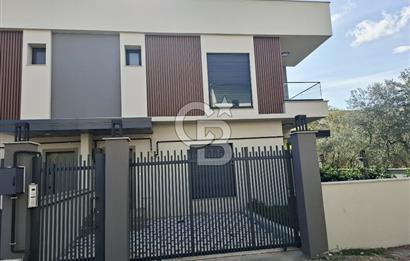 MENDERES COLDWELL BANKER POYRAZ'DAN ÖZEL OTOPARKLI BAHÇELİ VİLLA