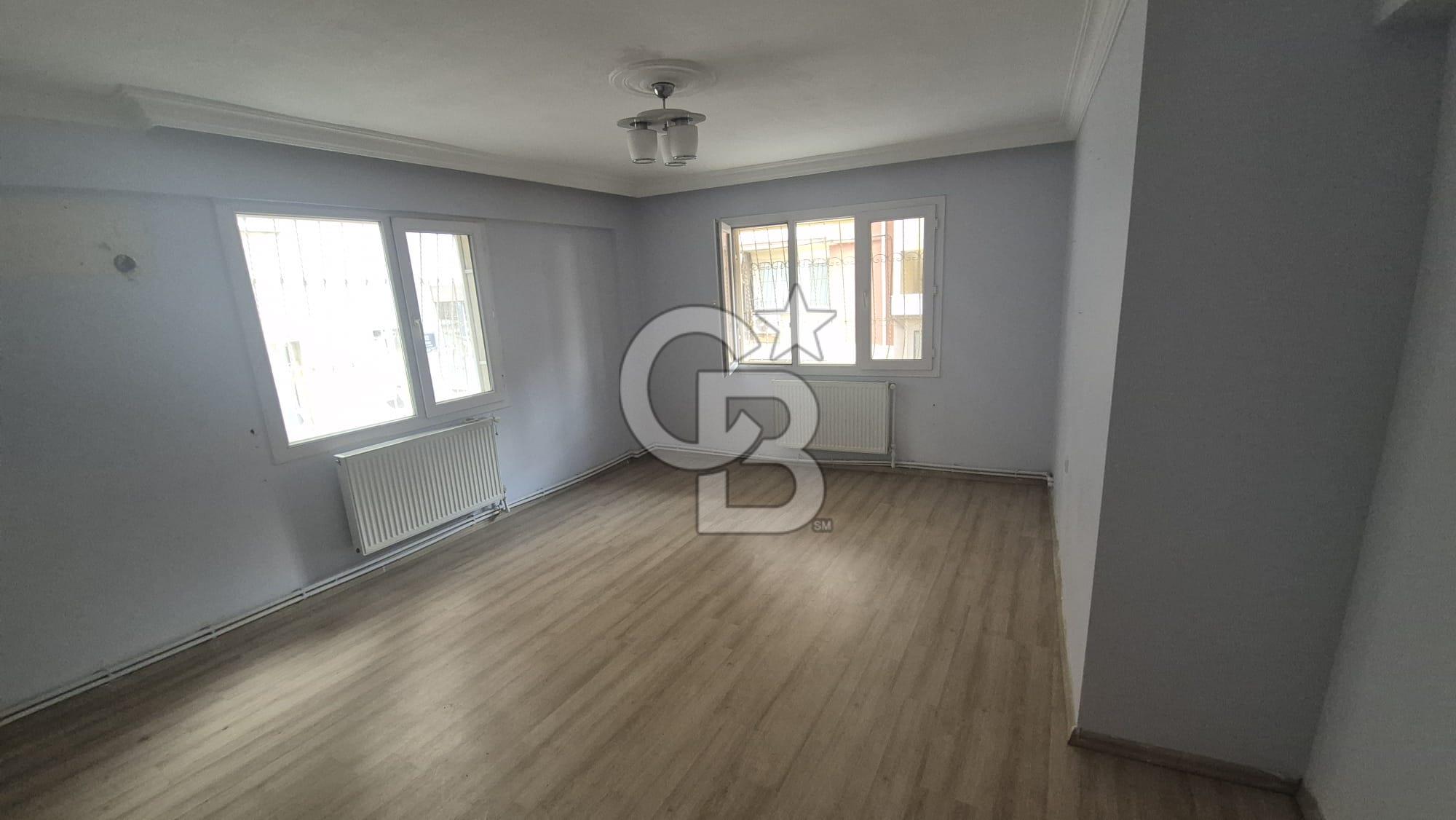 Tarihi Asansöre Yakın  3+1 Kiralık Aydınlık Köşe Daire