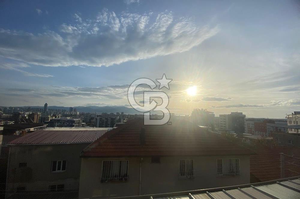 İzmir Çiğli Şirintepe'de 3+1 Satılık Doğalgazlı Panaromik Manzaralı Daire 