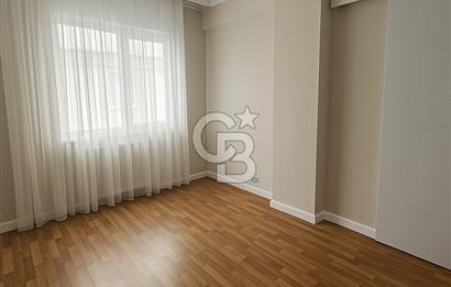 KADIKÖY FENERYOLU' NDA 2+1 OTURUMA HAZIR 90 M2 KİRALIK DAİRE