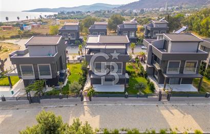 Seferihisar Atatürk Mh. Denize Sıfır Villa