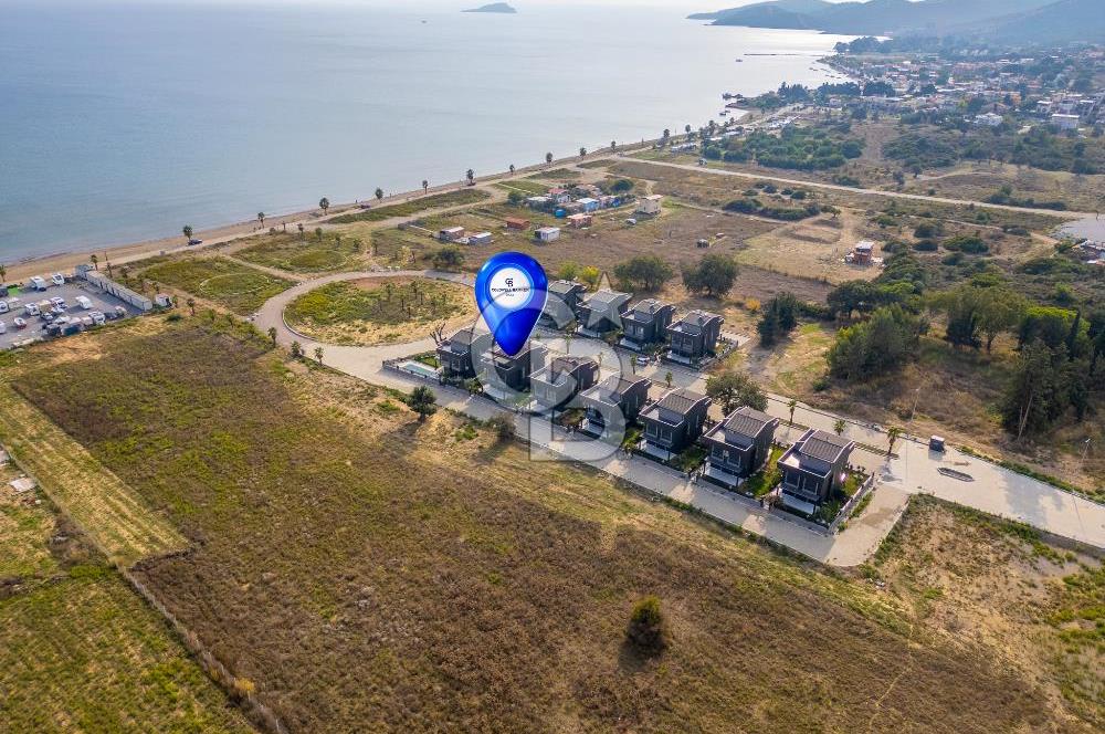 Seferihisar Atatürk Mh. Denize Sıfır Villa