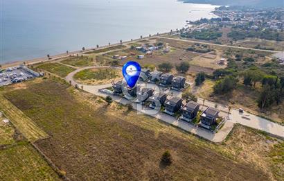 Seferihisar Atatürk Mh. Denize Sıfır Villa