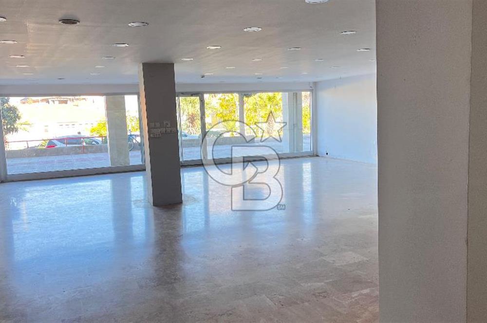 Mtk Sitesinde Satılık Cadde Üstü Prestijli 800 M2lik Komple Bina  