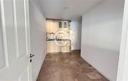 Mtk Sitesinde Satılık Cadde Üstü Prestijli 800 M2lik Komple Bina  