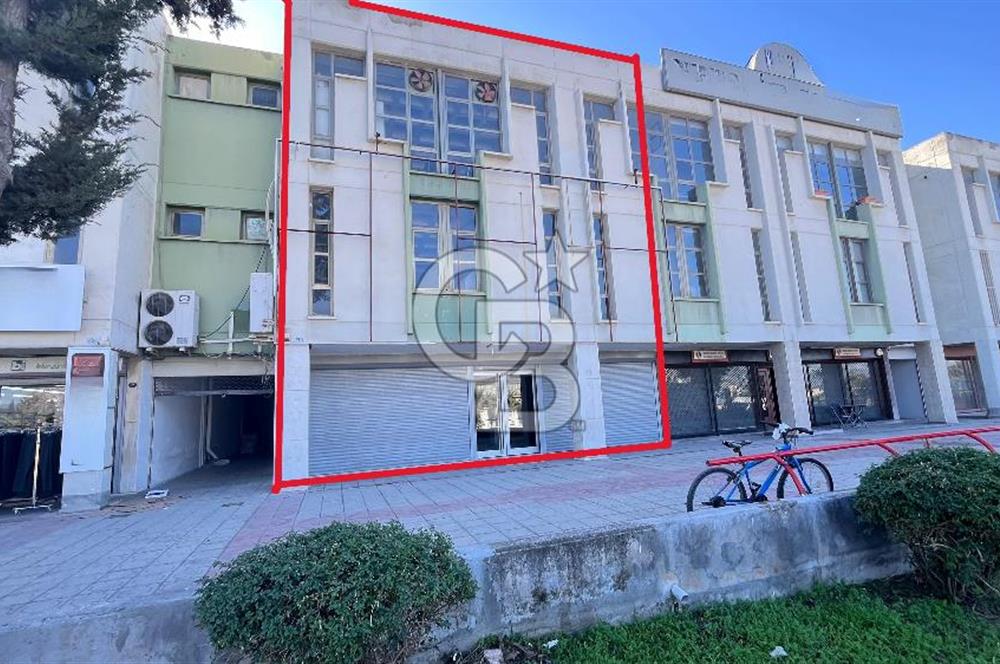 Mtk Sitesinde Satılık Cadde Üstü Prestijli 800 M2lik Komple Bina  
