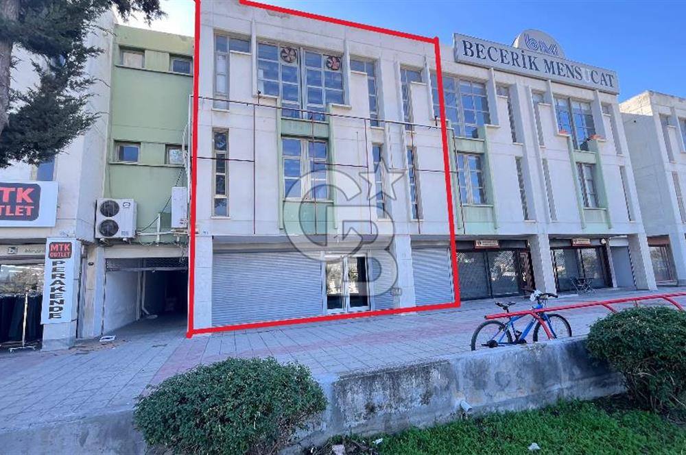 Mtk Sitesinde Satılık Cadde Üstü Prestijli 800 M2lik Komple Bina  