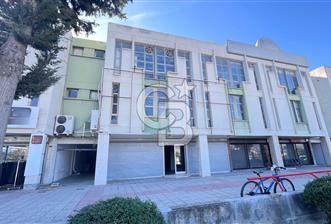 Mtk Sitesinde Satılık Cadde Üstü Prestijli 800 M2lik Komple Bina   - 1 - 315723
