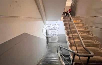 Mtk Sitesinde Satılık Cadde Üstü Prestijli 800 M2lik Komple Bina  