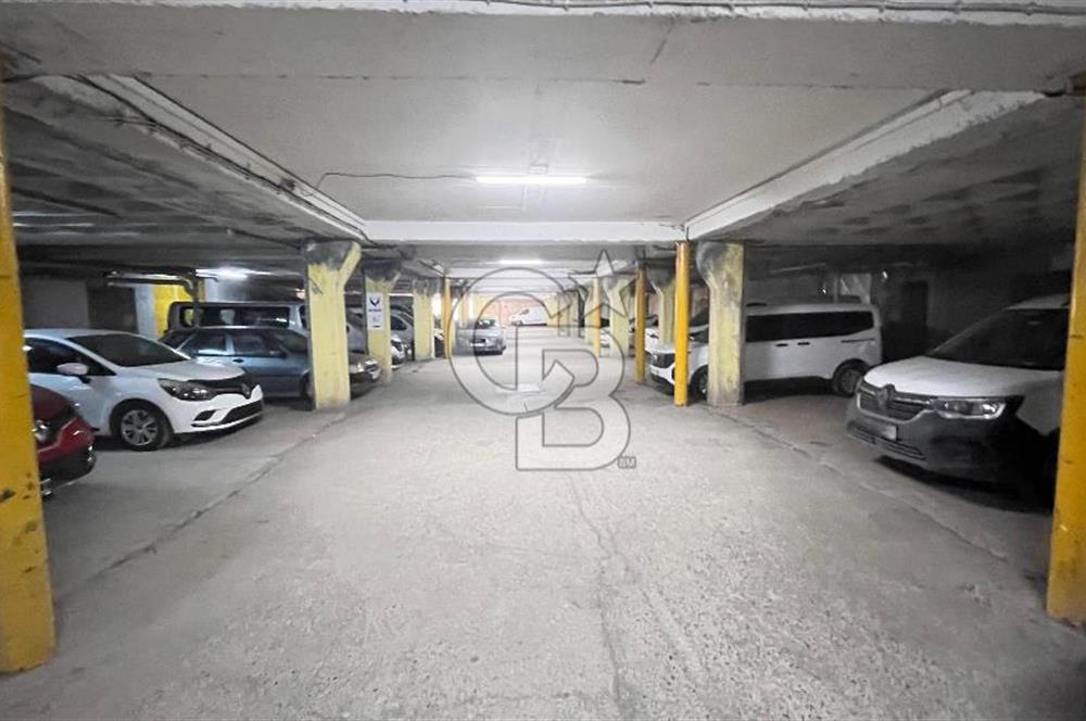 Mtk Sitesinde Satılık Cadde Üstü Prestijli 800 M2lik Komple Bina  