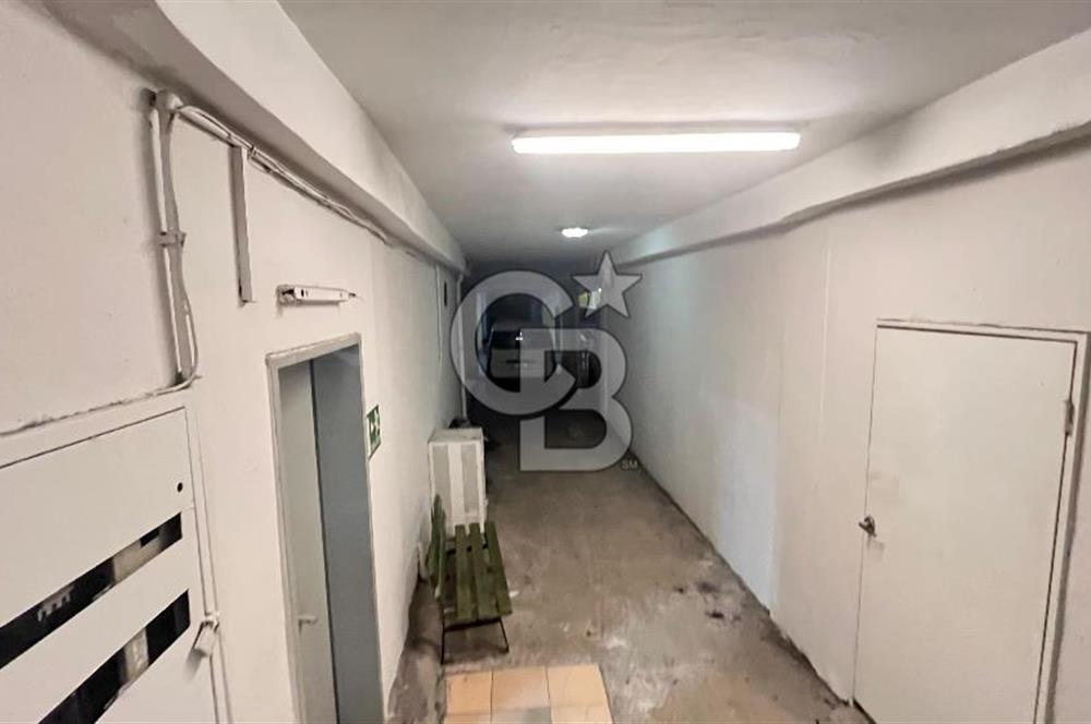 Mtk Sitesinde Satılık Cadde Üstü Prestijli 800 M2lik Komple Bina  