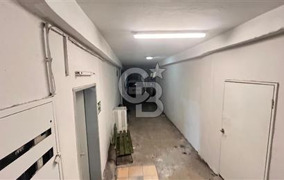 Mtk Sitesinde Satılık Cadde Üstü Prestijli 800 M2lik Komple Bina  