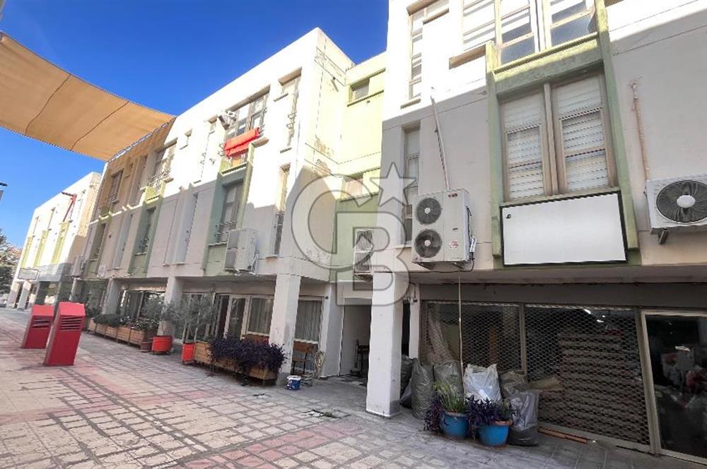 Mtk Sitesinde Satılık Cadde Üstü Prestijli 800 M2lik Komple Bina  