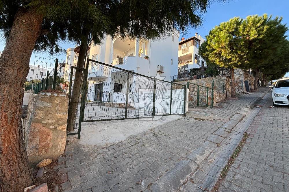Bodrum-Konacıkta Satılık Bahçe Katı, Bahçeli, Otoparklı Daire