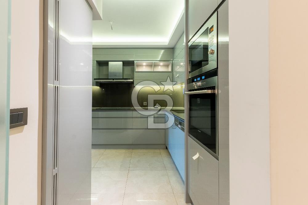 ALSANCAK CUMHURİYET MEYDANI KISA DÖNEM EŞYALI KİRALIK 4+1 DAİRE