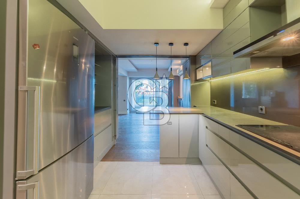 ALSANCAK CUMHURİYET MEYDANI KISA DÖNEM EŞYALI KİRALIK 4+1 DAİRE