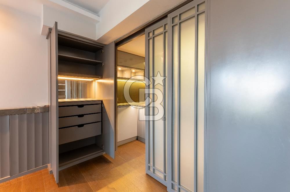 ALSANCAK CUMHURİYET MEYDANI KISA DÖNEM EŞYALI KİRALIK 4+1 DAİRE