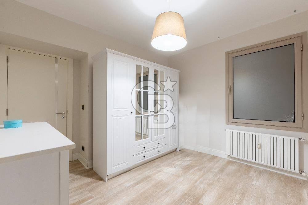 ALSANCAK CUMHURİYET MEYDANI KISA DÖNEM EŞYALI KİRALIK 4+1 DAİRE