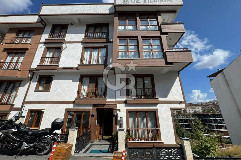 Çekmeköy Merkez Mahallesi’nde Kiralık 2 + 1 Geniş Daire 