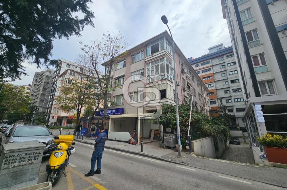 KADIKÖY FENERYOLU' NDA 2+1 OTURUMA HAZIR 90 M2 KİRALIK DAİRE
