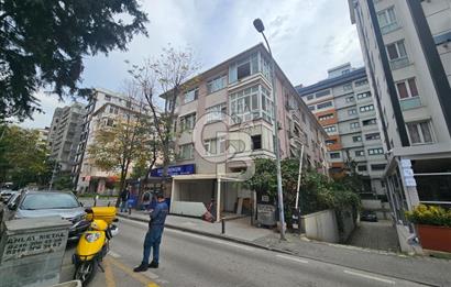 KADIKÖY FENERYOLU' NDA 2+1 OTURUMA HAZIR 90 M2 KİRALIK DAİRE