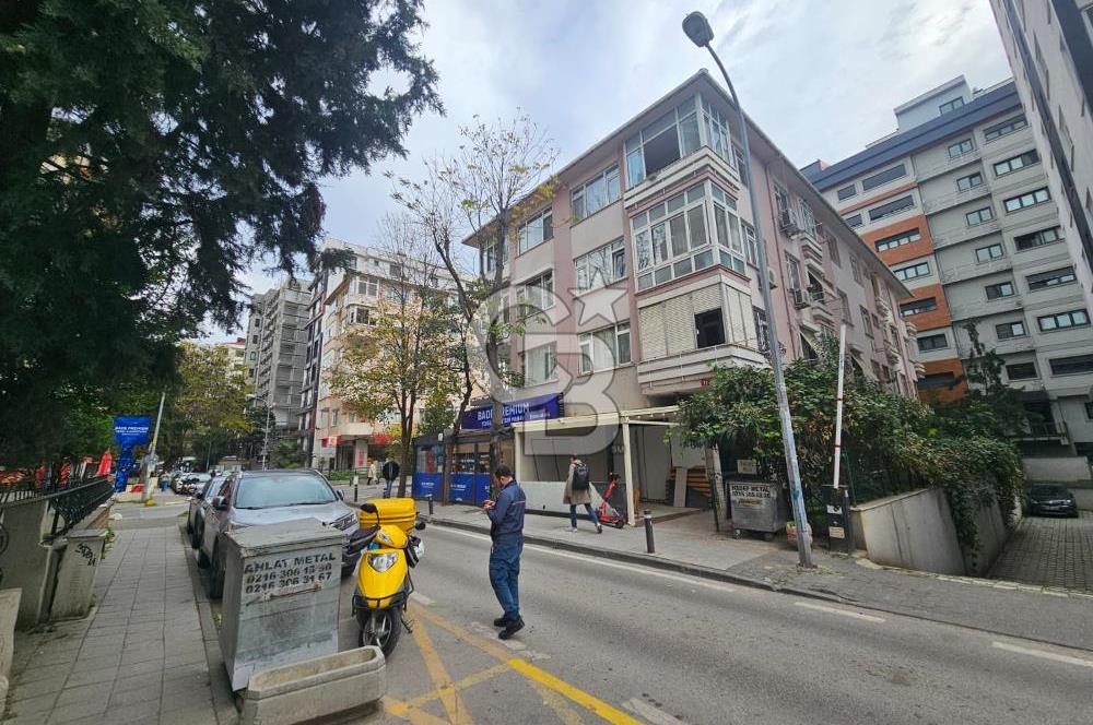 KADIKÖY FENERYOLU' NDA 2+1 OTURUMA HAZIR 90 M2 KİRALIK DAİRE