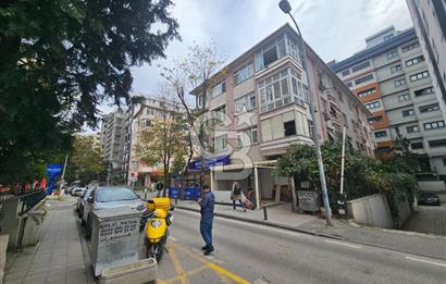 KADIKÖY FENERYOLU' NDA 2+1 OTURUMA HAZIR 90 M2 KİRALIK DAİRE