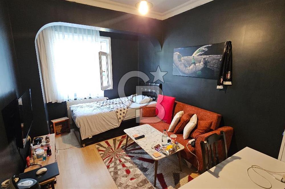 PENDİK SAHİLE YAKIN BAHÇELİ BALKONLU ÇARDAKLI 2+1 DAİRE 80 M2