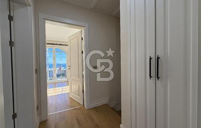 Urla İskele'de Denize 100 m 3+2 Satılık Villa