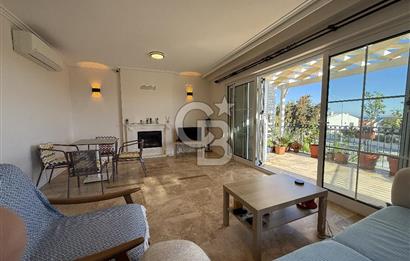 Urla İskele'de Denize 100 m 3+2 Satılık Villa