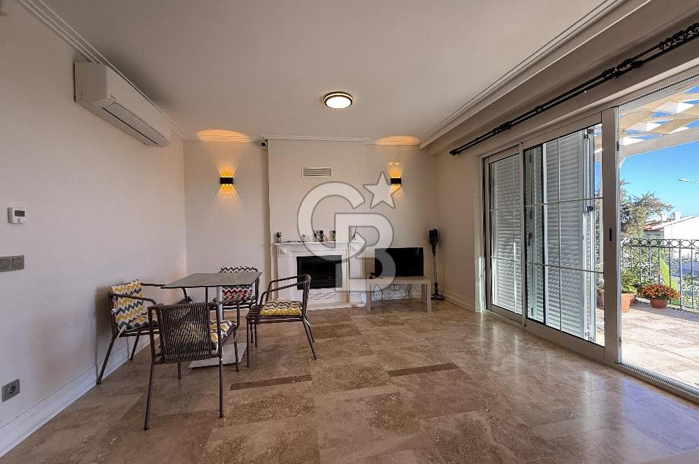 Urla İskele'de Denize 100 m 3+2 Satılık Villa