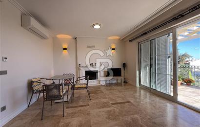 Urla İskele'de Denize 100 m 3+2 Satılık Villa