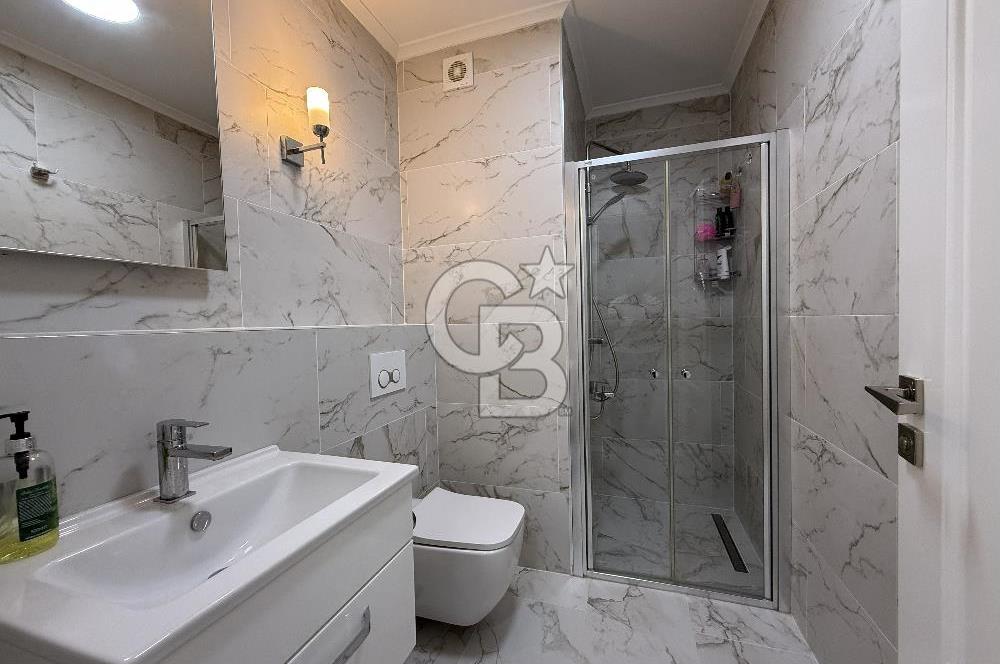 Urla İskele'de Denize 100 m 3+2 Satılık Villa