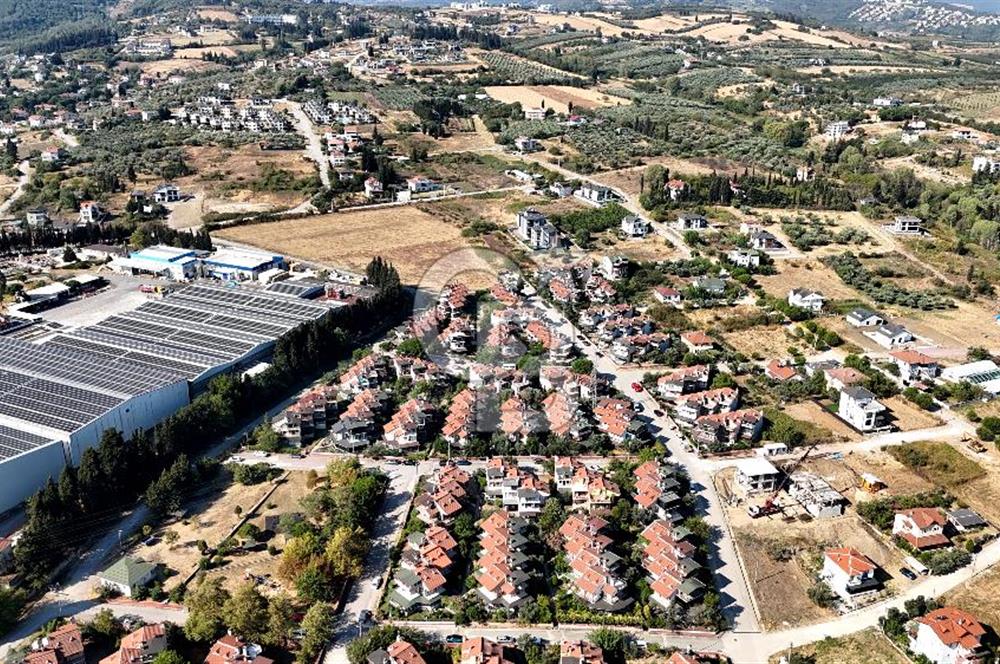 YALOVA ALTINOVA DA 3 KATLI SATILIK MÜSTAKİL EV 