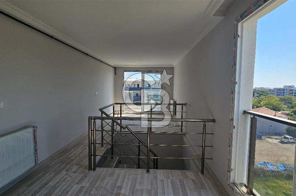 SEYREK'TE DUBLEKS 1+1 KÖŞE AYDINLIK YATIRIMA UYGUN SATILIK DAİRE