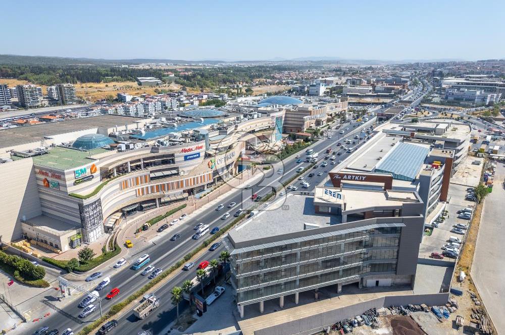 AKÇAY CADDESİ OPTİMUM KARŞISINDA 7 KATLI SATILIK İŞ MERKEZİ
