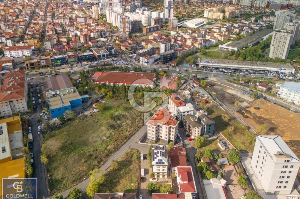 ÜMRANİYE ESENKENT SATILIK PLAZA