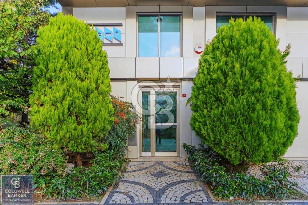 ÜMRANİYE ESENKENT SATILIK 1060 M2 PLAZA