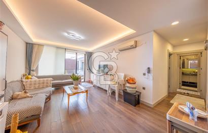 Gaziemir Sarnıç Landor Sitesinde Havuz Cepheli 2+1 Satılık Daire