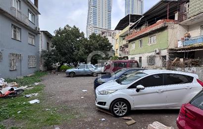 Folkart Towers karşısı Depolamaya uygun Kiralık Arsa