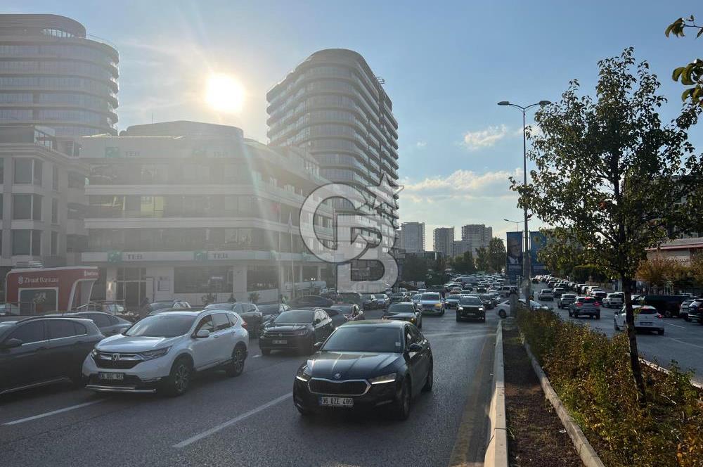 Çankaya Mustafa Kemal'in Merkezinde 4+1 210 m² Kiralık Ofis